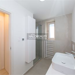 Predaj, apartmán Vysoké Tatry, Nový Smokovec, A1-ZARIADENÝ - NOVOSTAVBA - EXKLUZÍVNE HALO REALITY