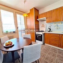 Predaj, štvorizbový byt Bratislava Petržalka, Lúky, Znievska