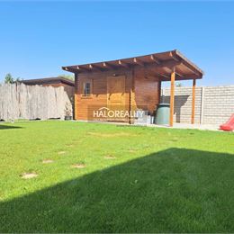 Predaj, trojizbový byt v rodinnom dome so záhradou 211m² Veľký Biel - NOVOSTAVBA