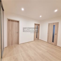 REZERVOVANÉ - Predaj, trojizbový byt Bratislava Petržalka, Jasovská ulica - EXKLUZÍVNE HALO REALITY