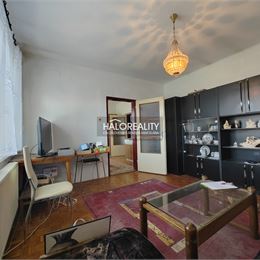 Predaj, rodinný dom Veľký Kýr, štvorizbový, priestranný pozemok