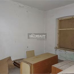 Predaj, obchodný priestor Handlová - ZNÍŽENÁ CENA - EXKLUZÍVNE HALO REALITY