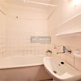 Predaj, trojizbový byt Bratislava Petržalka, Gessayova ulica