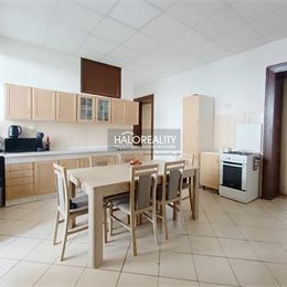 Predaj, štvorizbový byt Banská Štiavnica, Brettschneiderova továreň - ZNÍŽENÁ CENA