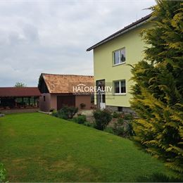 Predaj, rodinný dom Bzovská Lehôtka, s veľkým pozemkom - EXKLUZÍVNE HALO REALITY