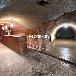 Predaj, reštaurácia Jasov, Zámocká vináreň - EXKLUZÍVNE HALO REALITY