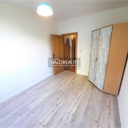 REZERVOVANÉ - Predaj, štvorizbový byt Prešov, Sekčov, Višňová - EXKLUZÍVNE HALO REALITY