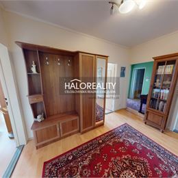 REZERVOVANÉ - Predaj, štvorizbový byt Zvolen, s lodžiou - EXKLUZÍVNE HALO REALITY