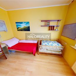 REZERVOVANÉ - Predaj, štvorizbový byt Zvolen, s lodžiou - EXKLUZÍVNE HALO REALITY