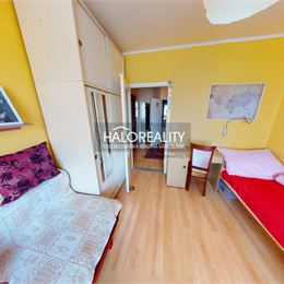 REZERVOVANÉ - Predaj, štvorizbový byt Zvolen, s lodžiou - EXKLUZÍVNE HALO REALITY