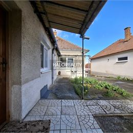REZERVOVANÉ - Predaj, rodinný dom Špačince, s garážou, pozemok 1518 m² - EXKLUZÍVNE HALO REALITY
