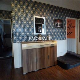 Predaj, štvorizbový byt Nové Zámky, s garážou a záhradkou - EXKLUZÍVNE HALO REALITY + VIDEOOBHLIADKA