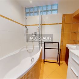 Predaj, trojizbový byt Liptovský Mikuláš, Nábrežie-Vrbica - ZNÍŽENÁ CENA - EXKLUZÍVNE HALO REALITY