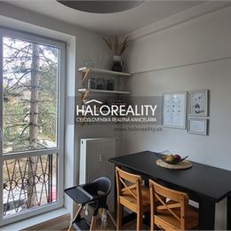REZERVOVANÉ - Predaj, dvojizbový byt Banská Bystrica, Sídlisko SNP, tehlový byt - EXKLUZÍVNE HALO REALITY