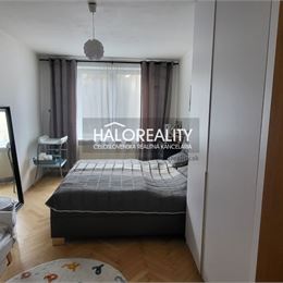 REZERVOVANÉ - Predaj, dvojizbový byt Banská Bystrica, Sídlisko SNP, tehlový byt - EXKLUZÍVNE HALO REALITY
