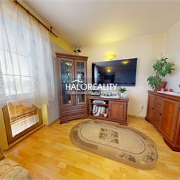 Predaj, štvorizbový byt Ostrá Lúka - ZNÍŽENÁ CENA - EXKLUZÍVNE HALO REALITY