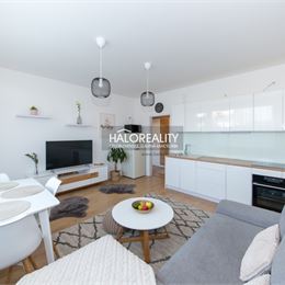 Predaj, dvojizbový byt Miloslavov, Slávičia, s 58 m² záhradkou a parkovacím státim - NOVOSTAVBA - EXKLUZÍVNE