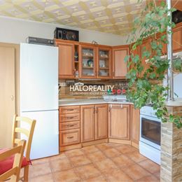 Predaj, štvorizbový byt Bytča, Veľká Bytča - EXKLUZÍVNE HALO REALITY