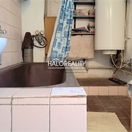 Predaj, rodinný dom Senica - ZNÍŽENÁ CENA - EXKLUZÍVNE HALO REALITY + VIDEOOBHLIADKA