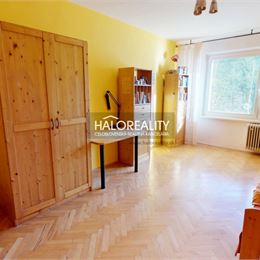 Predaj, štvorizbový byt Liptovský Hrádok - EXKLUZÍVNE HALO REALITY
