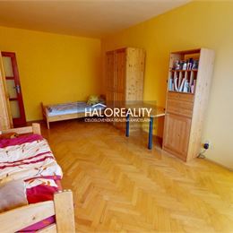 Predaj, štvorizbový byt Liptovský Hrádok - EXKLUZÍVNE HALO REALITY