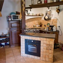 Predaj, chalupa Jedľové Kostoľany - EXKLUZÍVNE HALO REALITY