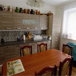 Predaj, rodinný dom Hronský Beňadik - ZNÍŽENÁ CENA - EXKLUZÍVNE HALO REALITY