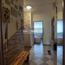 REZERVOVANÉ - Predaj, trojizbový byt Košice Nad Jazerom, Sputniková - ZNÍŽENÁ CENA - EXKLUZÍVNE HALO REALITY