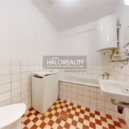 Predaj, rodinný dom Kremnica - ZNÍŽENÁ CENA - EXKLUZÍVNE HALO REALITY