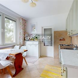 Predaj, štvorizbový byt Komárno, Hradná - EXKLUZÍVNE HALO REALITY