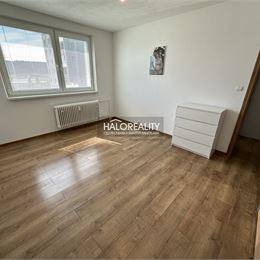 REZERVOVANÉ - Predaj, trojizbový byt Poprad - ZNÍŽENÁ CENA - EXKLUZÍVNE HALO REALITY