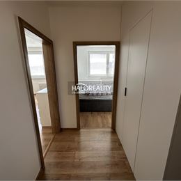 REZERVOVANÉ - Predaj, trojizbový byt Poprad - ZNÍŽENÁ CENA - EXKLUZÍVNE HALO REALITY