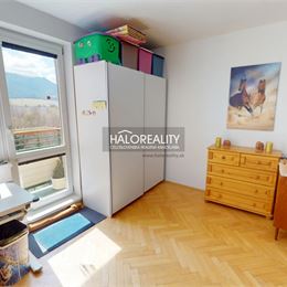 REZERVOVANÉ - Predaj, trojizbový byt Liptovský Mikuláš, Okoličné - EXKLUZÍVNE HALO REALITY
