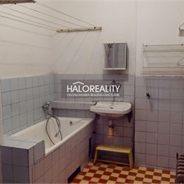 REZERVOVANÉ - Predaj, rodinný dom Hybe, viacgeneračný dom na Liptove - ZNÍŽENÁ CENA