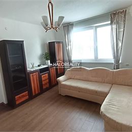 Predaj, trojizbový byt Senica