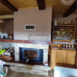 Predaj, chalupa Látky, s pozemkom 494 m² - EXKLUZÍVNE HALO REALITY