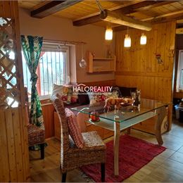 Predaj, chalupa Látky, s pozemkom 494 m² - EXKLUZÍVNE HALO REALITY