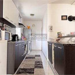 Predaj, rodinný dom Chotín, na pozemku o rozlohe 3520 m² - EXKLUZÍVNE HALO REALITY