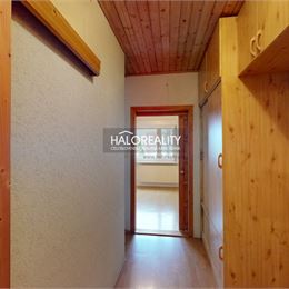 Predaj, trojizbový byt Liptovský Hrádok, Prekážka - EXKLUZÍVNE HALO REALITY