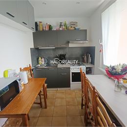 Predaj, trojizbový byt Detva
