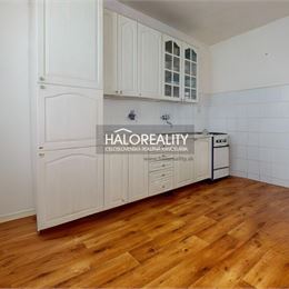 Predaj, rodinný dom Čerenčany - ZNÍŽENÁ CENA - EXKLUZÍVNE HALO REALITY