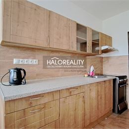 Predaj, trojizbový byt Žiar nad Hronom, Etapa - EXKLUZÍVNE HALO REALITY