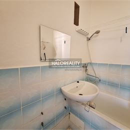 REZERVOVANÉ - Predaj, trojizbový byt Liptovský Hrádok