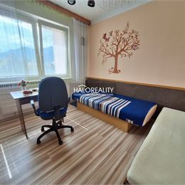 REZERVOVANÉ - Predaj, trojizbový byt Liptovský Hrádok