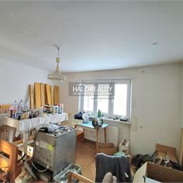 REZERVOVANÉ - Predaj, rodinný dom Handlová, Hôrka - EXKLUZÍVNE HALO REALITY