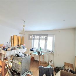 REZERVOVANÉ - Predaj, rodinný dom Handlová, Hôrka - EXKLUZÍVNE HALO REALITY