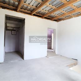 Predaj, obchodný priestor Štúrovo, v blízkosti centra - EXKLUZÍVNE HALO REALITY