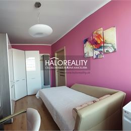 REZERVOVANÉ - Predaj, trojizbový byt Moldava nad Bodvou - ZNÍŽENÁ CENA - EXKLUZÍVNE HALO REALITY