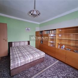 Predaj, trojizbový byt Prievidza, Dlhá Ulica - centrum - EXKLUZÍVNE HALO REALITY