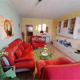 Predaj, trojizbový byt Kremnica, s balkónom - EXKLUZÍVNE HALO REALITY